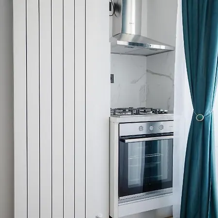 Hera Infinity Pool&spa Appartement *