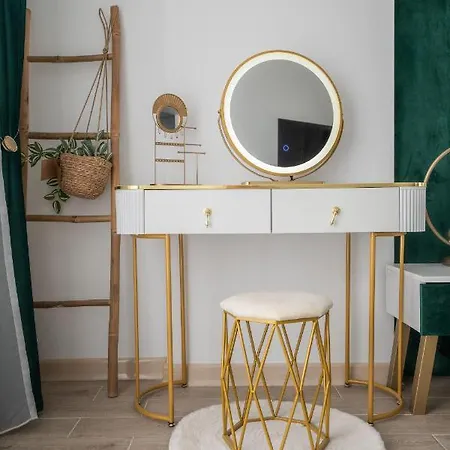 Hera Infinity Pool&spa *