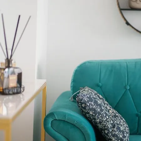 Hera Infinity Pool&spa Apartament