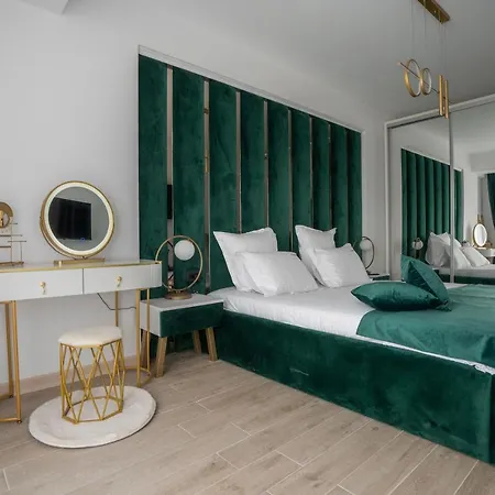 Hera Infinity Pool&spa