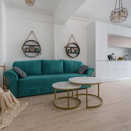 Hera Infinity Pool&spa *