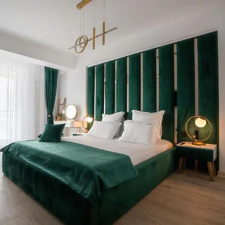 Hera Infinity Pool&spa Apartamento
